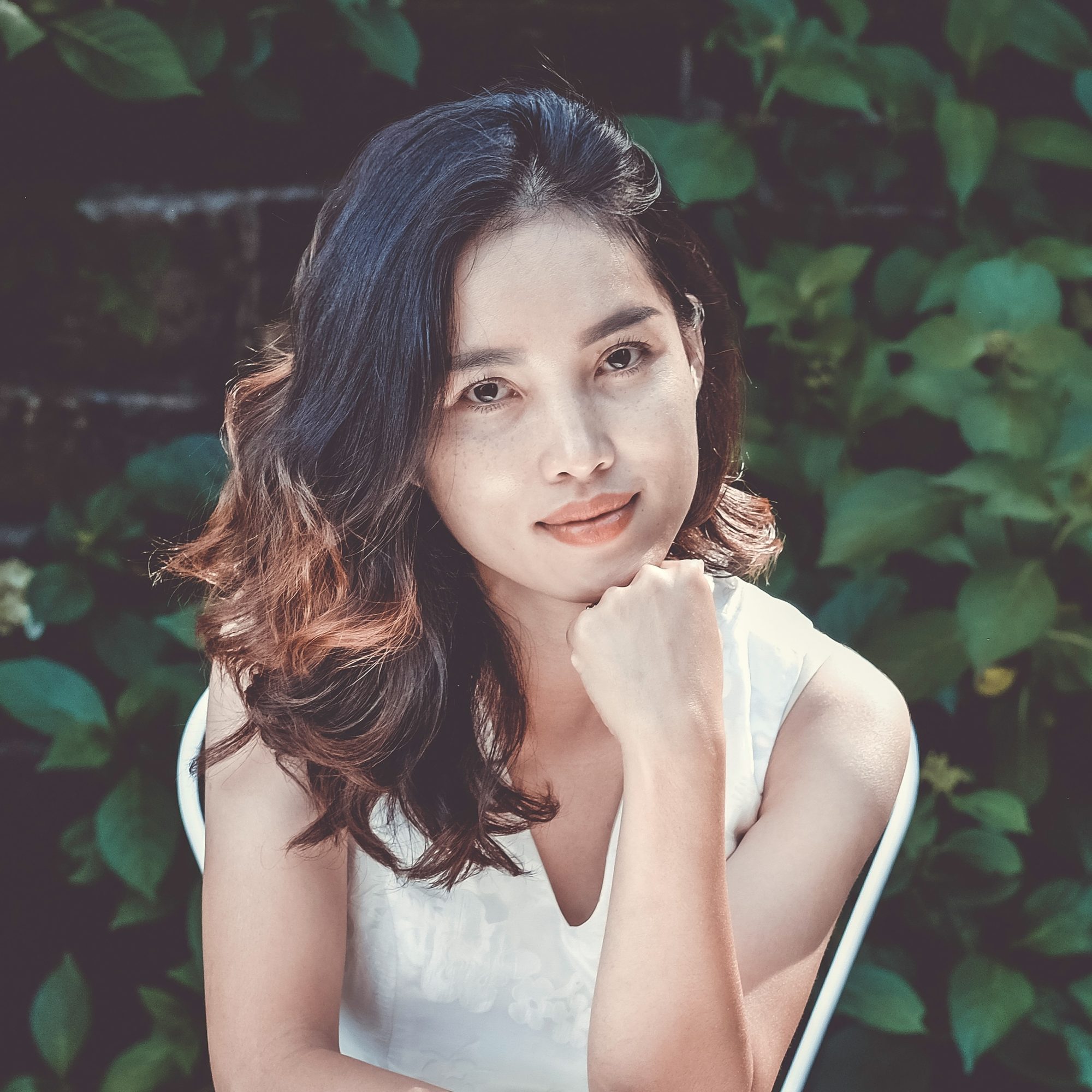 Portrait de Lan Chi, photographe d'enfance à Nancy
